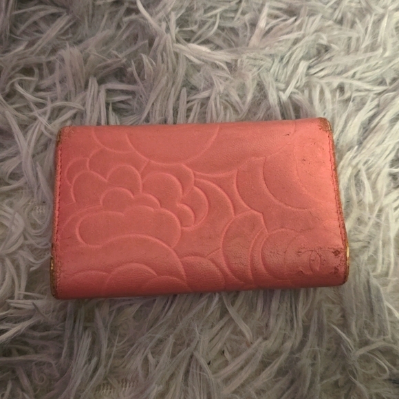 Chanel Camilla Pink With Silver Hardware 6 Ring Key Holder (EUC)(RARE)(16628028) - Picture 10 of 11